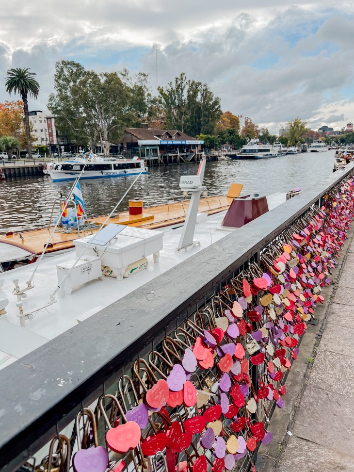Ponte dos cadeados em Tigre